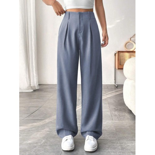  Women Straight Leg Pants With Pleated Design